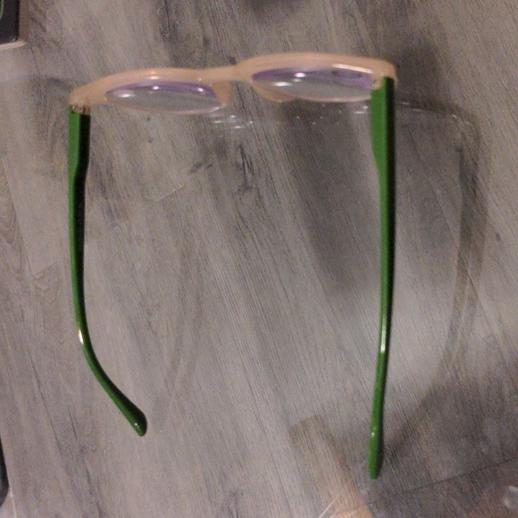 NWT IZE Eyewear Blue Light Blocking Readers +3.50 Cream/Green - Picture 4 of 8